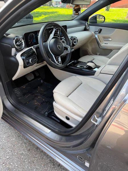 2019 Mercedes-Benz A 220 A 220