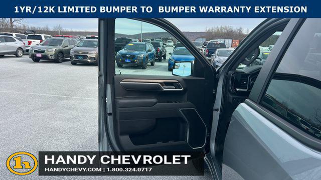 2026 Chevrolet Silverado 1500 4WD Crew Cab Standard Bed LT