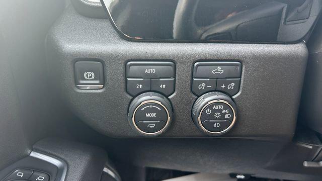 2026 Chevrolet Silverado 1500 4WD Crew Cab Short Bed RST