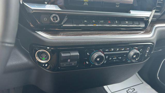 2026 Chevrolet Silverado 1500 4WD Crew Cab Short Bed RST