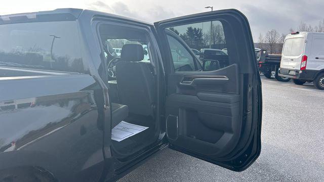 2026 Chevrolet Silverado 1500 4WD Crew Cab Short Bed RST