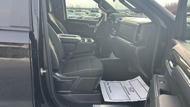 2026 Chevrolet Silverado 1500 4WD Crew Cab Short Bed RST