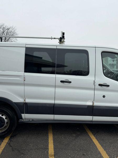 2015 Ford Transit w/60/40 Side Door w/RWB