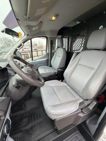 2015 Ford Transit w/60/40 Side Door w/RWB
