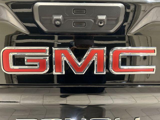2025 GMC Sierra 3500HD 4WD Crew Cab Standard Bed Denali