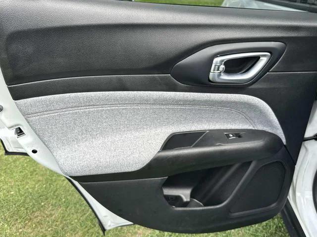 2023 Jeep Compass Latitude Lux FWD