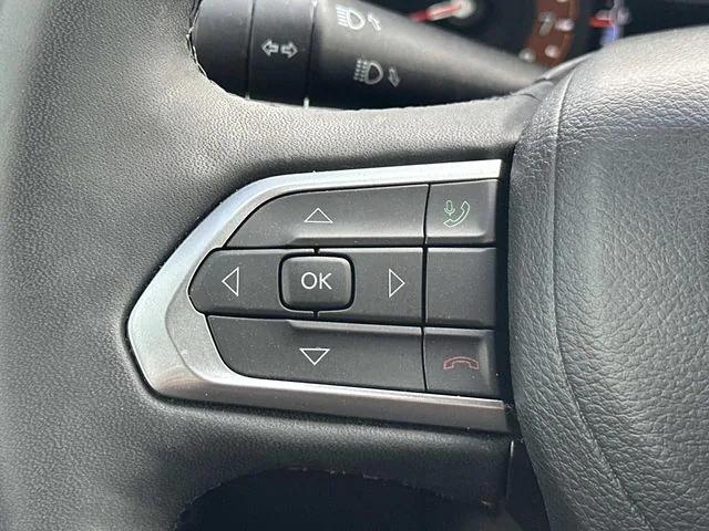 2023 Jeep Compass Latitude Lux FWD