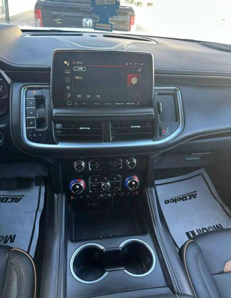 2023 GMC Yukon XL 4WD AT4