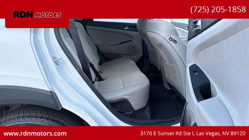 2018 Hyundai Tucson SE