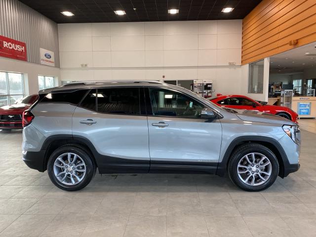 2024 GMC Terrain FWD SLT