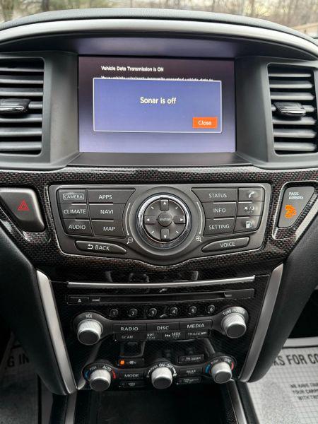 2019 Nissan Pathfinder SL