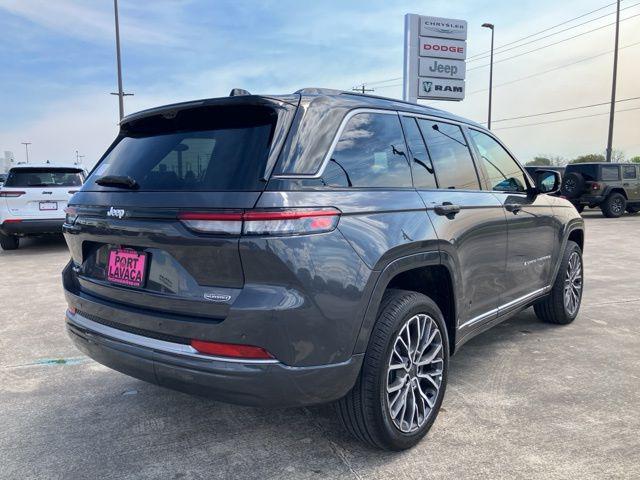 2026 Jeep Grand Cherokee Summit 4x4