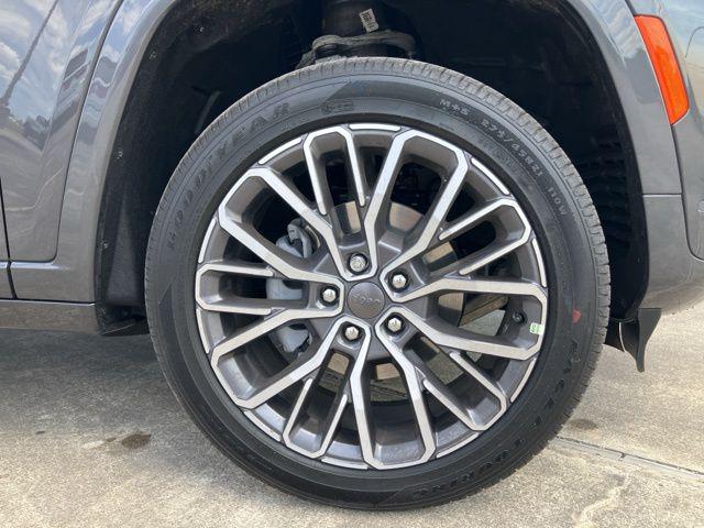 2026 Jeep Grand Cherokee Summit 4x4
