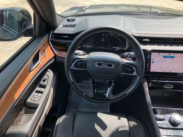 2026 Jeep Grand Cherokee Summit 4x4