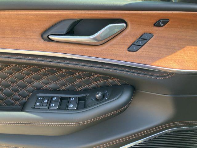 2026 Jeep Grand Cherokee Summit 4x4