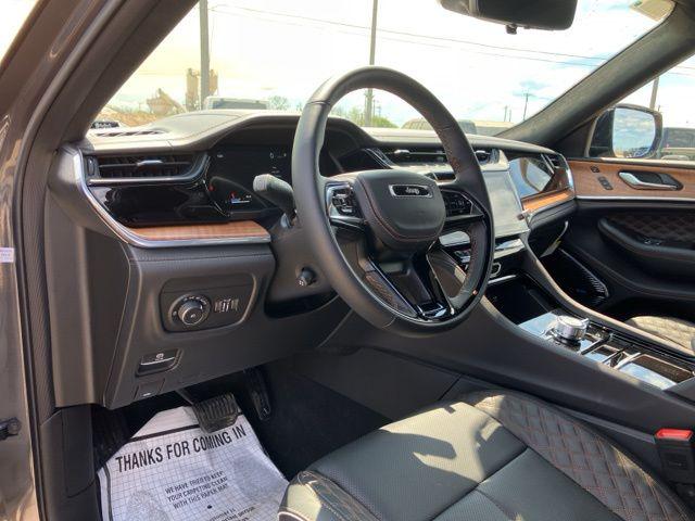 2026 Jeep Grand Cherokee Summit 4x4