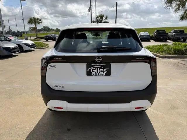 2026 Nissan Kicks S