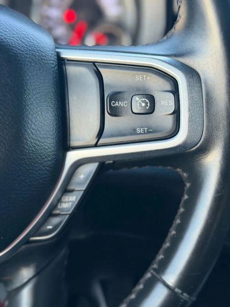 2019 Ram 1500 Big Horn/Lone Star Crew Cab 4x4 5'7" Box