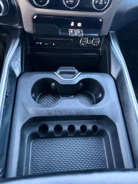 2019 Ram 1500 Big Horn/Lone Star Crew Cab 4x4 5'7" Box