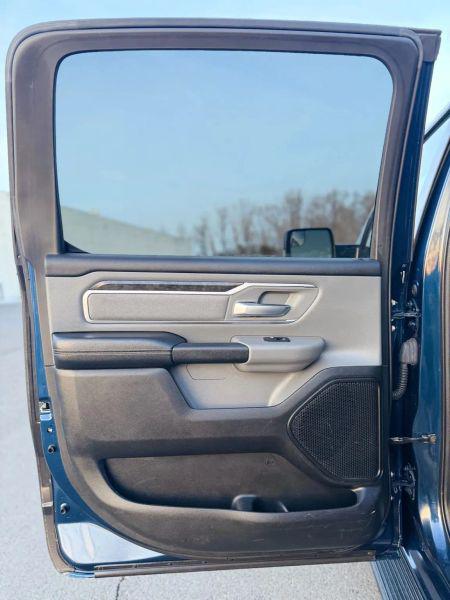2019 Ram 1500 Big Horn/Lone Star Crew Cab 4x4 5'7" Box