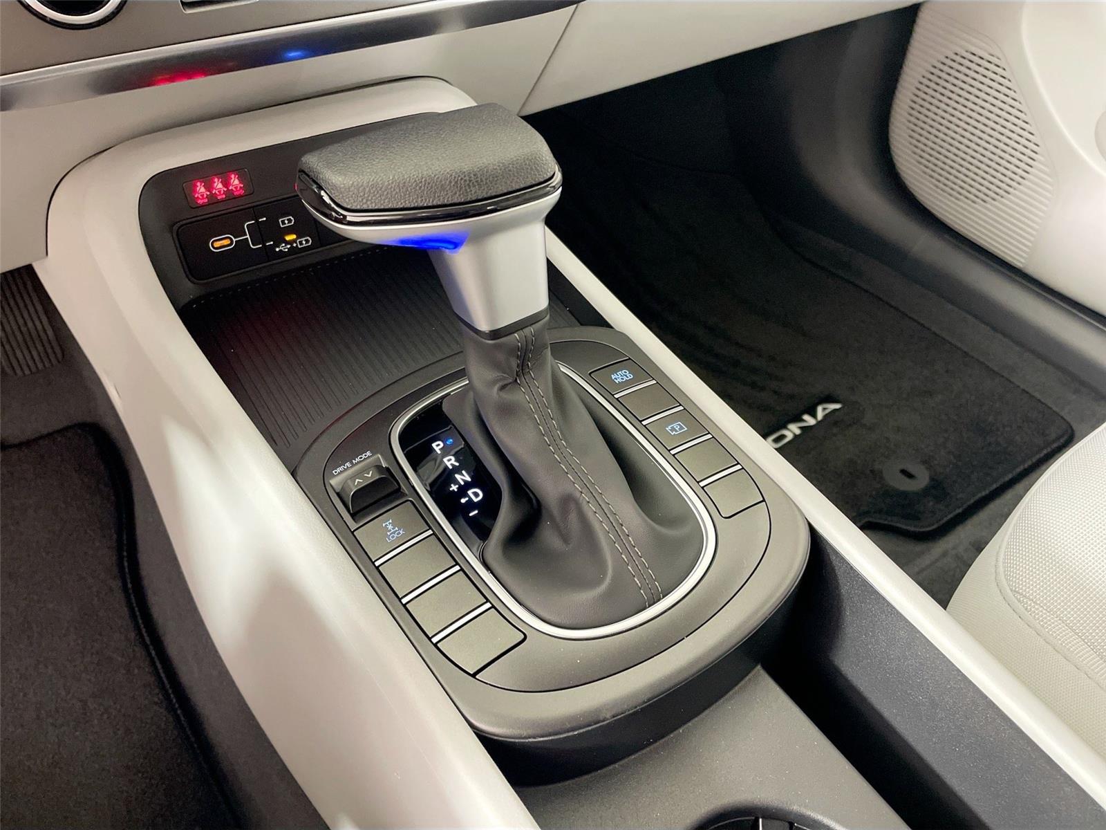 2026 Hyundai Kona SE - Photo 15