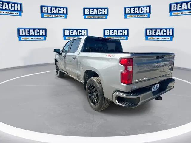 2026 Chevrolet Silverado 1500 4WD Crew Cab Short Bed Custom