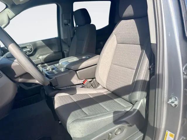 2026 Chevrolet Silverado 1500 4WD Crew Cab Short Bed Custom