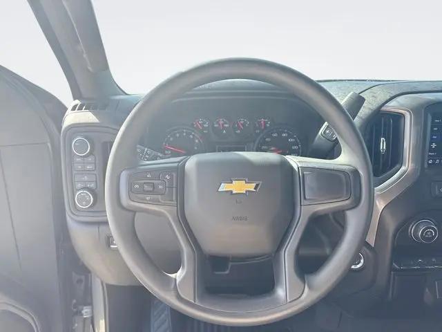 2026 Chevrolet Silverado 1500 4WD Crew Cab Short Bed Custom