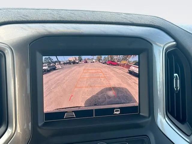 2026 Chevrolet Silverado 1500 4WD Crew Cab Short Bed Custom