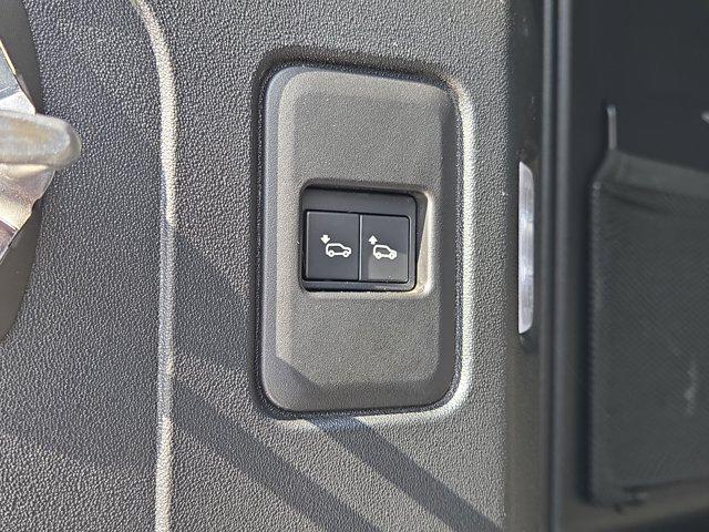 2020 Land Rover Defender 110 HSE