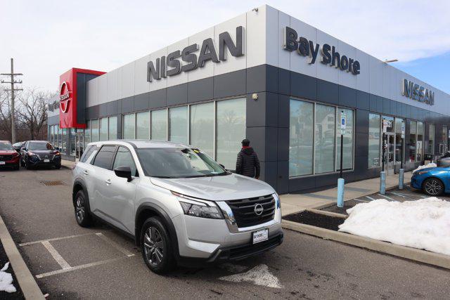 2024 Nissan Pathfinder S 4WD for sale in Bay Shore, NY