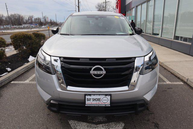 2024 Nissan Pathfinder S 4WD