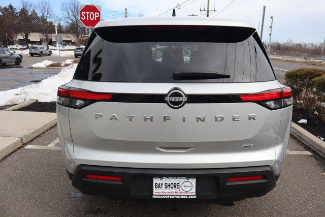 2024 Nissan Pathfinder S 4WD