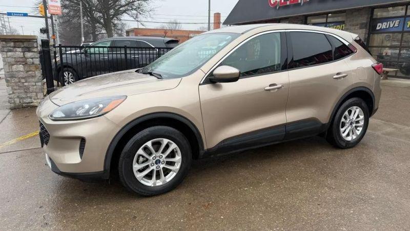 2020 Ford Escape SE for sale in Cleveland, OH