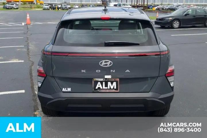 2026 Hyundai Kona SE