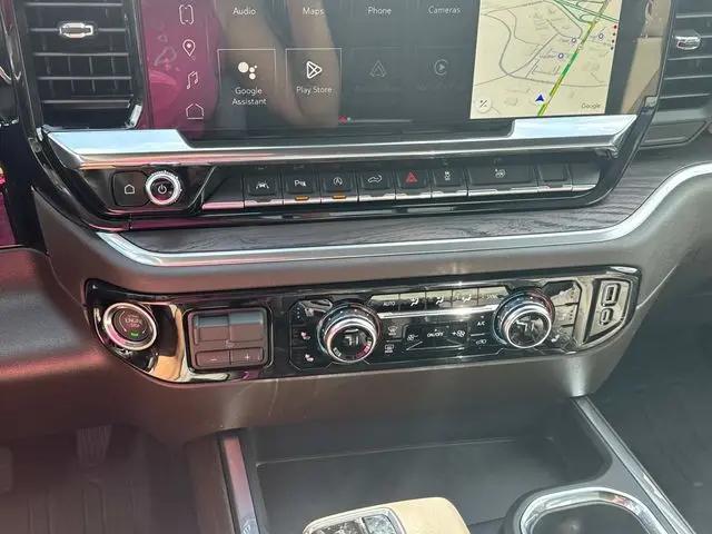 2026 GMC Sierra 1500 Crew Cab, Standard Bed, SLT, 4WD
