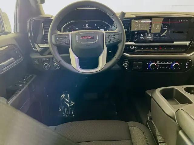 2026 GMC Sierra 1500 Double Cab, Standard Bed, SLE, 4WD