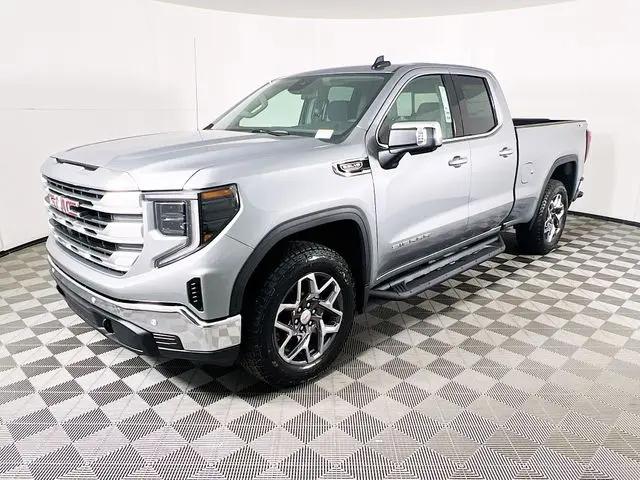 2026 GMC Sierra 1500 Double Cab, Standard Bed, SLE, 4WD