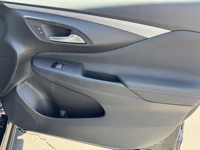 2026 Buick NV Preferred FWD
