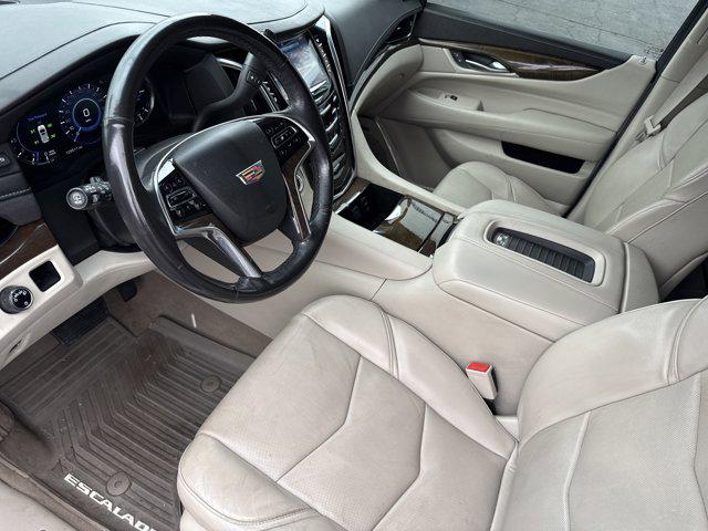 2018 Cadillac Escalade Premium Luxury
