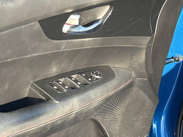2022 Kia Forte GT Manual