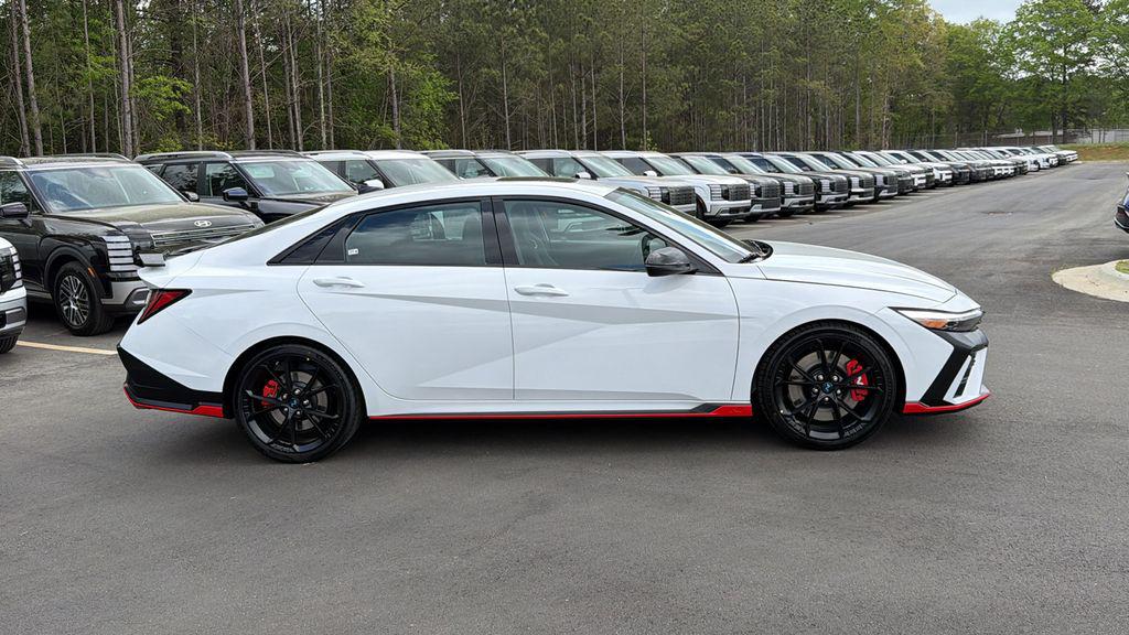 New 2026 White HYUNDAI Sedan image 5