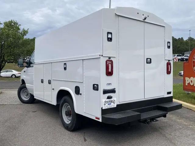 2026 Ford E-350 Cutaway E-Series Cutaway
