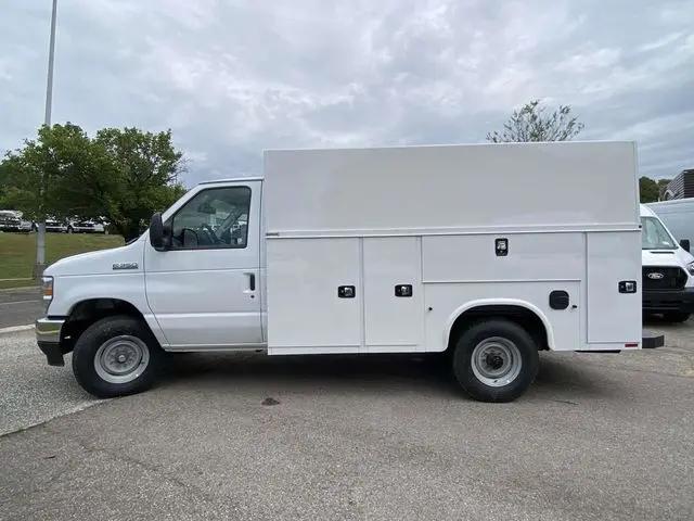 2026 Ford E-350 Cutaway E-Series Cutaway