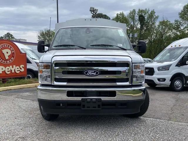 2026 Ford E-350 Cutaway E-Series Cutaway