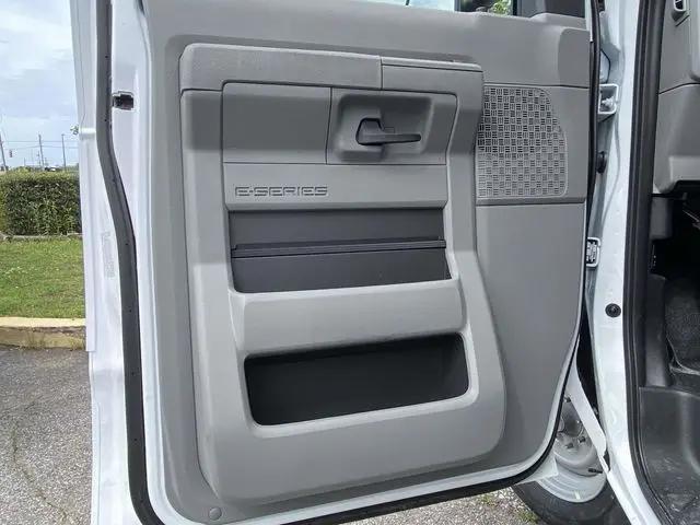 2026 Ford E-350 Cutaway E-Series Cutaway