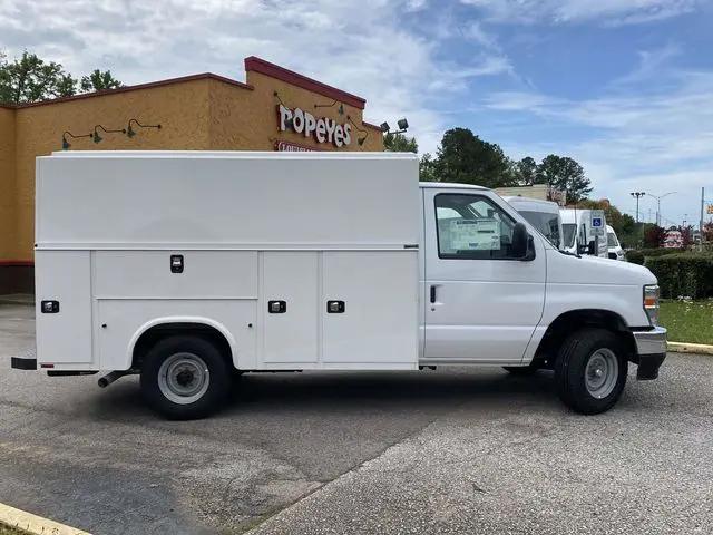 2026 Ford E-350 Cutaway E-Series Cutaway