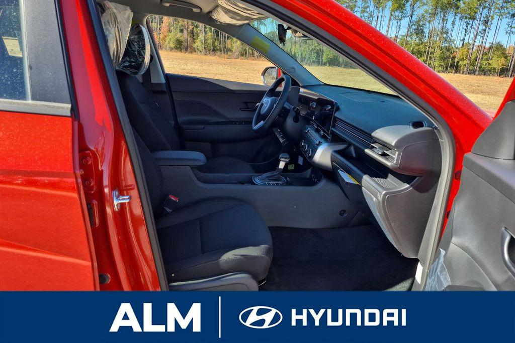 New 2026 Orange Pearl HYUNDAI SE FWD image 20