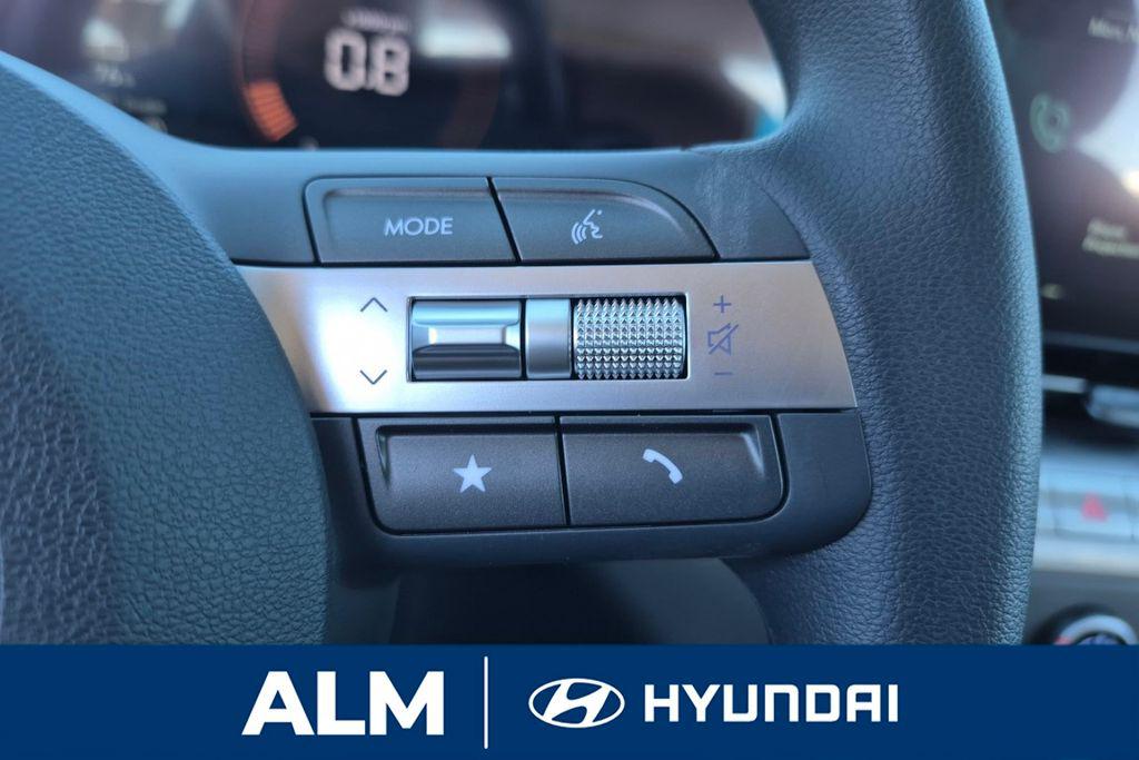 New 2026 Orange Pearl HYUNDAI SE FWD image 28