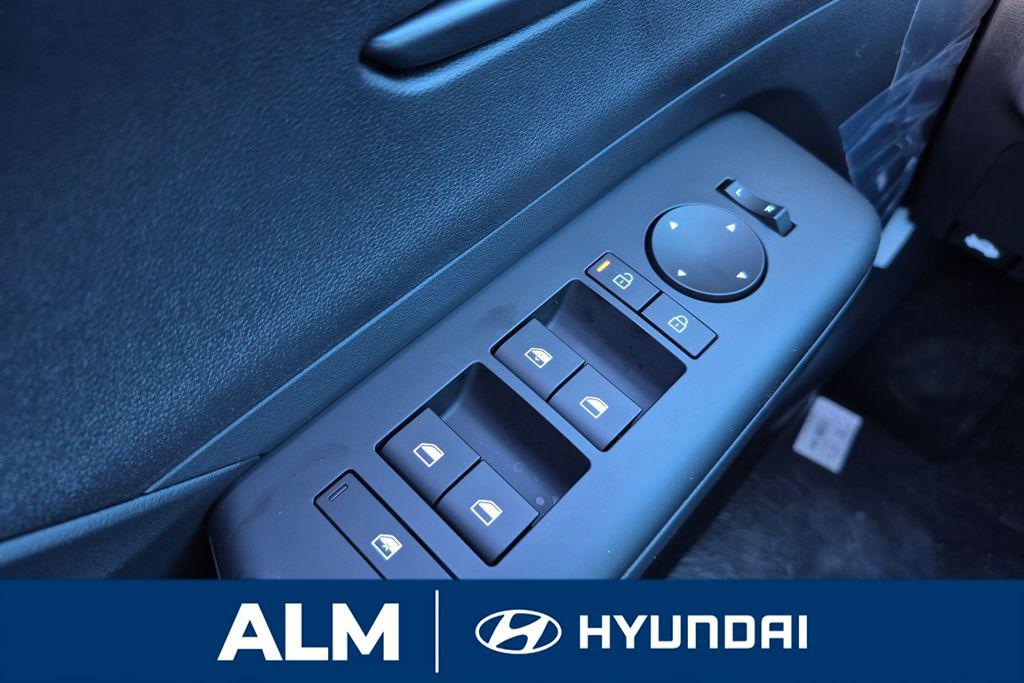 New 2026 Orange Pearl HYUNDAI SE FWD image 32